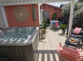 Luma Etxea Plage à Pied, hotel i Bidart