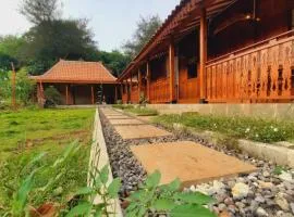 Omah Kalem Homestay
