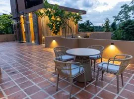 Legacy Inn Weligama 3 Bedrooms Luxury Apartment