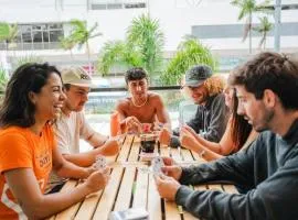 Tequila Sunrise Hostel Surfers Paradise