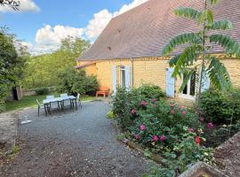 Holidayhome for 6 persons at Ferme la Geneste โรงแรมในCoux-et-Bigaroque