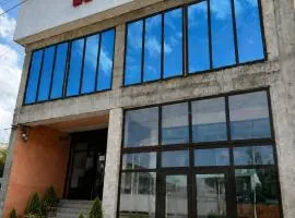 Kut Hotel
