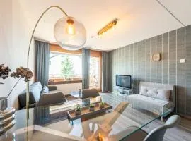LAAX Central Holiday Apartment with Pool & Sauna