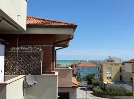 SE259 - Senigallia, trilocale vicino al mare con due balconi