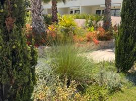 Mediterranean Garden Holidays, Hotel in Torrevieja