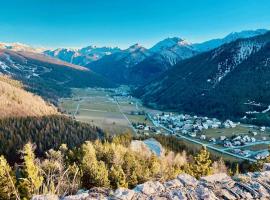 Les granges d'Arvieux vue sur le Queyras, hôtel à Arvieux