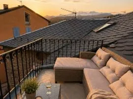 Casa restaurada 8 pax, BBQ Chillout , 2 terrazas