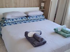 Bella Todi Apartment, hotel em Todi