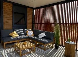 Sunny Stay - Mobile home in a campsite with a pool, few steps from the beach