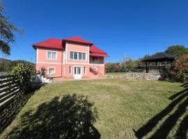 Casa de pe deal
