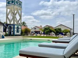 Marchanta Riverside Hotel