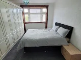 Glasgow Gem Retreat - Cozy House Rental