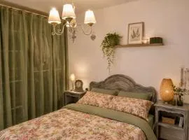 Appartement indépendant dans bas de villa entre mer & montagnes