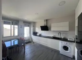 Villa Luz TERRAZA-SOLARIUM DE 100 m2, BARBACOA Y PISCINA