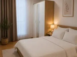 SOLU Elegant Apartment with Free Parking