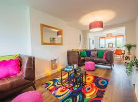 Stylish 3-Bed Home Near Scotch Corner by MCPI Hosting, Perfect For Families & Groups!