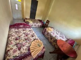 El Paraíso Hotel