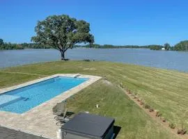 Dock, Pier & Chesapeake Bay Access! Family Getaway