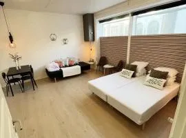 Cozy city central Studio 2 - Free Parking