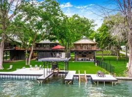 2 Lakefront Homes Dock Access Firepit Sleeps 24