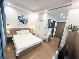Stylish Skyline Apartment for Couples Near Keangnam Landmark72 Hanoi Vietnam