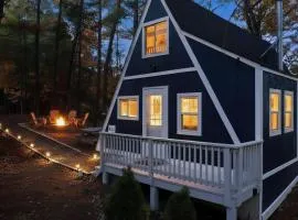 A-Frame Cabin Near Bryce - Mtn Views & EV Friendly