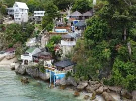 Cliff Cabanas by Hiverooms