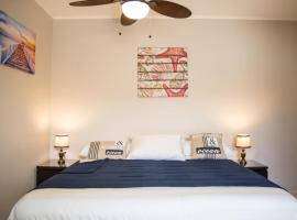 The Pier Beach Inn & Suites, hotel v mestu Willemstad