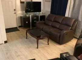 410 E 45th Unit 1