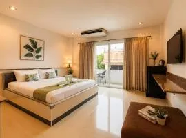 Ree- Riverside hotel