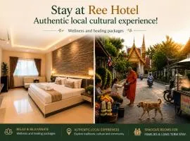Ree- Riverside hotel