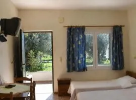 Concert Apartments, Seaside Stay in Kochyli, Limni Evia