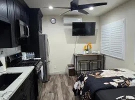 Cozy Tiny Home For 2 People Studio Type