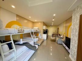 Sapphire Seaview Park Suites near Okada, Solaire, MOA, NAIA Airport, Bayview, hotel sa Maynila