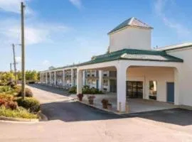 Rodeway Inn & Suites