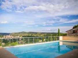 gite villa ardeche joyeuse piscine
