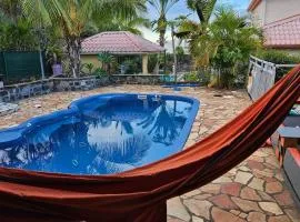 Cozy 1-bedroom with swimming pool Near beaches & Cilaos
