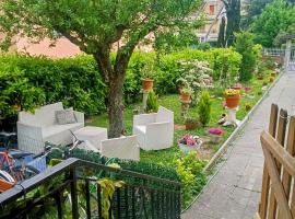 Villa Rosa, hotell i Acqualagna