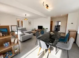 Maison Contemporaine Haut Standing - 4 Chambres, Terrasse, Spa & Espace Vert