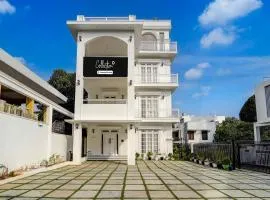 Super Collection O Kulathoor Technopark Formerly United Mansions