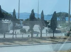 Horizon Corner