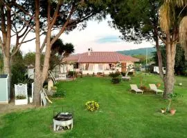 Appartamento con Giardino in una Fattoria Vista Mare