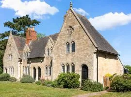 Alms House East Grade II Listed Garden & Patio