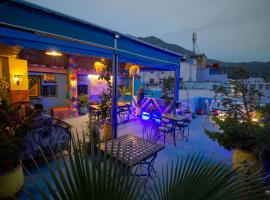 Casa Voyager 'secret garden terrace', hotel v destinaci Šafšawán