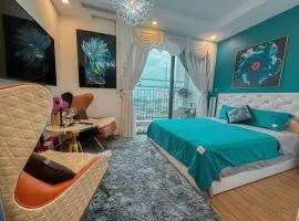 Premium Cozy Apartment Near Marriott Hotel and Landmark72 Hanoi