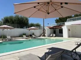 Castellinaria Rooms with Pool & Apartment with Private Jacuzzi
