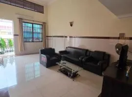 Toul Sleng Apartment with 3 rooms