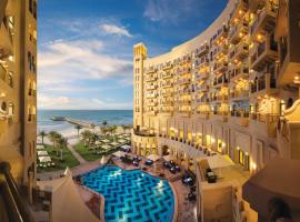 Bahi Ajman Palace Hotel, khách sạn ở Ajman