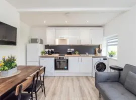 Cosy Village Retreat Free Parking 6PPL