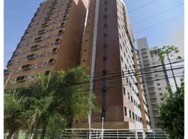 Ap&ecirc; de 2 quartos reformado e decorado a 100m da Beira Mar, h&oacute;tel &iacute; Fortaleza